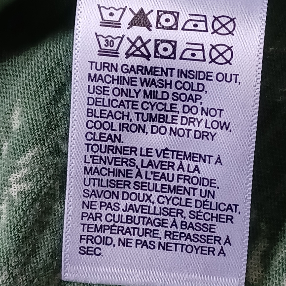 🍀 Lucky Brand Sleeveless Top Size M Green and Cream Floral Butterfly Pattern - Picture 9 of 12